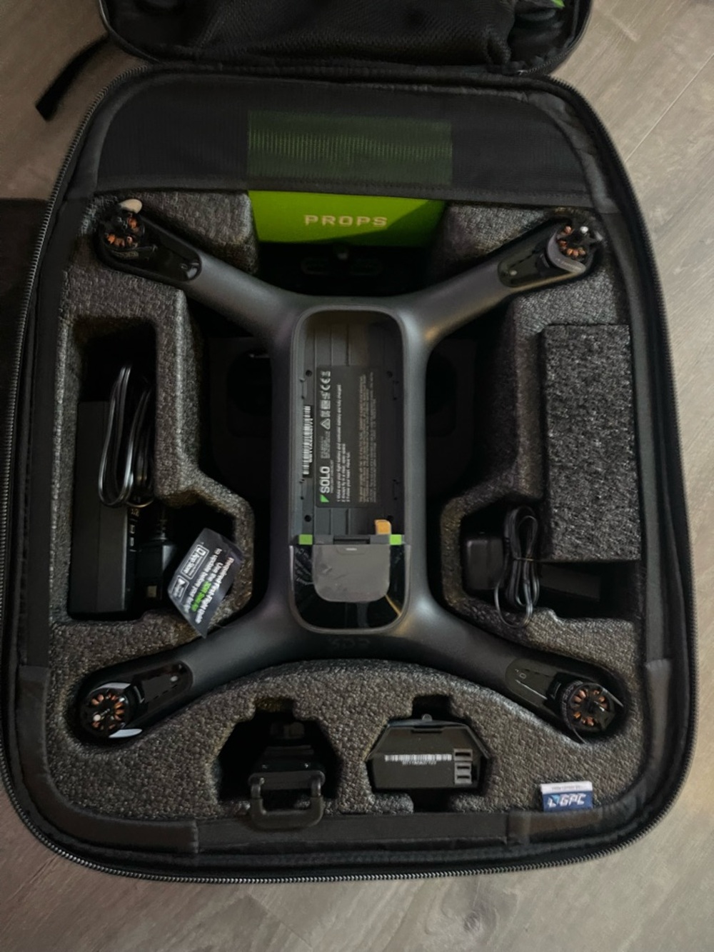 3DR Solo -Quad Drone- With Gimbal - 1 Battery and Backpack Case new